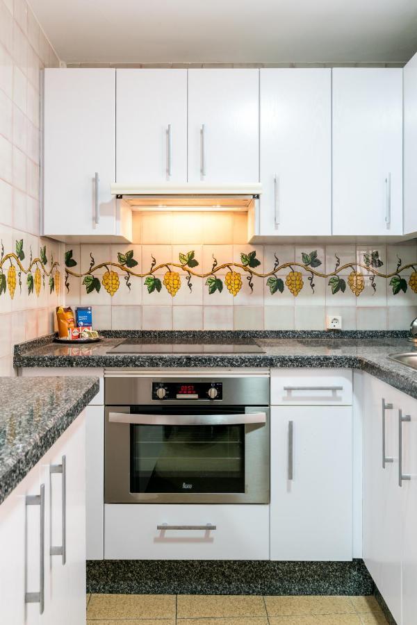 Appartement Holi-Rent Estrella à Séville Extérieur photo
